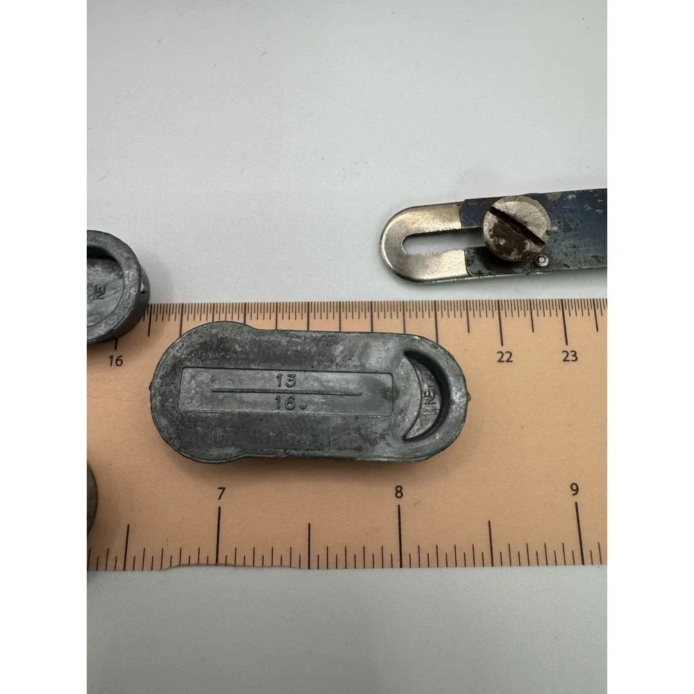 SINGER Buttonholer Sewing Machine Attachment - Untested
